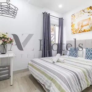 Ayz Elcano - Auto Check-in Property Penzion
