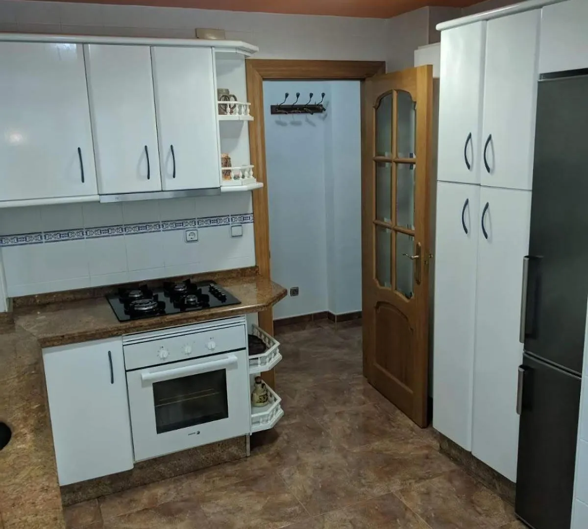 Bonito, Comodo Y Acogedor Piso En Malaga/Nice, Comfortable And Cozy Apartment In Malaga contacts