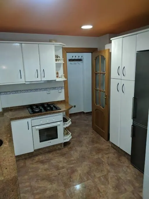 Bonito, Comodo Y Acogedor Piso En Malaga/Nice, Comfortable And Cozy Apartment In Malaga 0*,